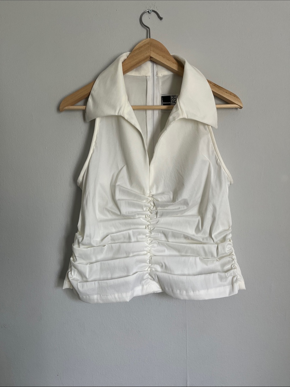 Tadashi Shoji Ivory Sleeveless Ruched V-Neck Top with Collar